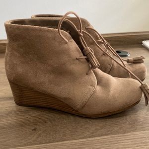 Dr. Scholl’s Faux Suede Booties
